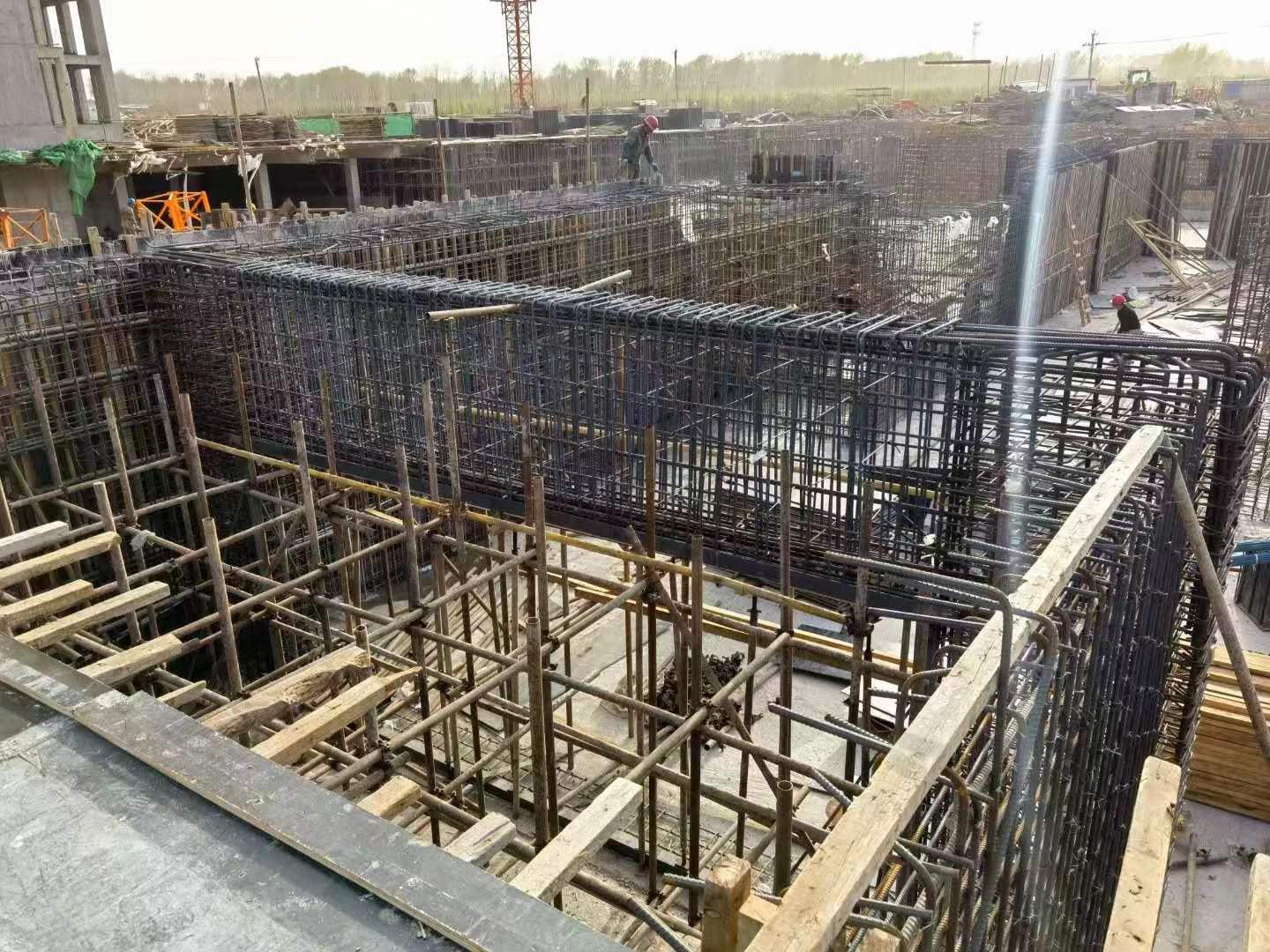 米脂建筑基础筏板施工时混凝土有哪些常见问题?