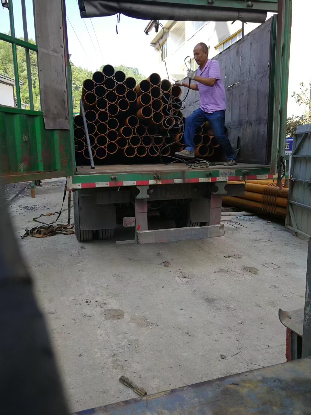 米脂房屋地基下沉倾斜加固扶正